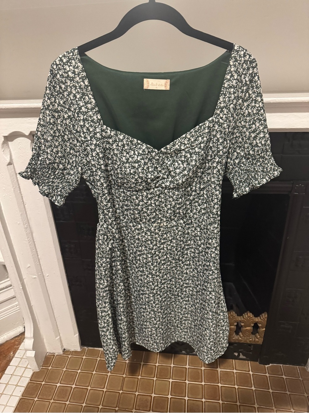 Green Floral Mini Dress M Sweetheart Ruched Cottagecore